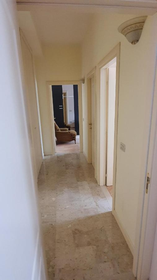 Comfort House Πέζαρο Εξωτερικό φωτογραφία