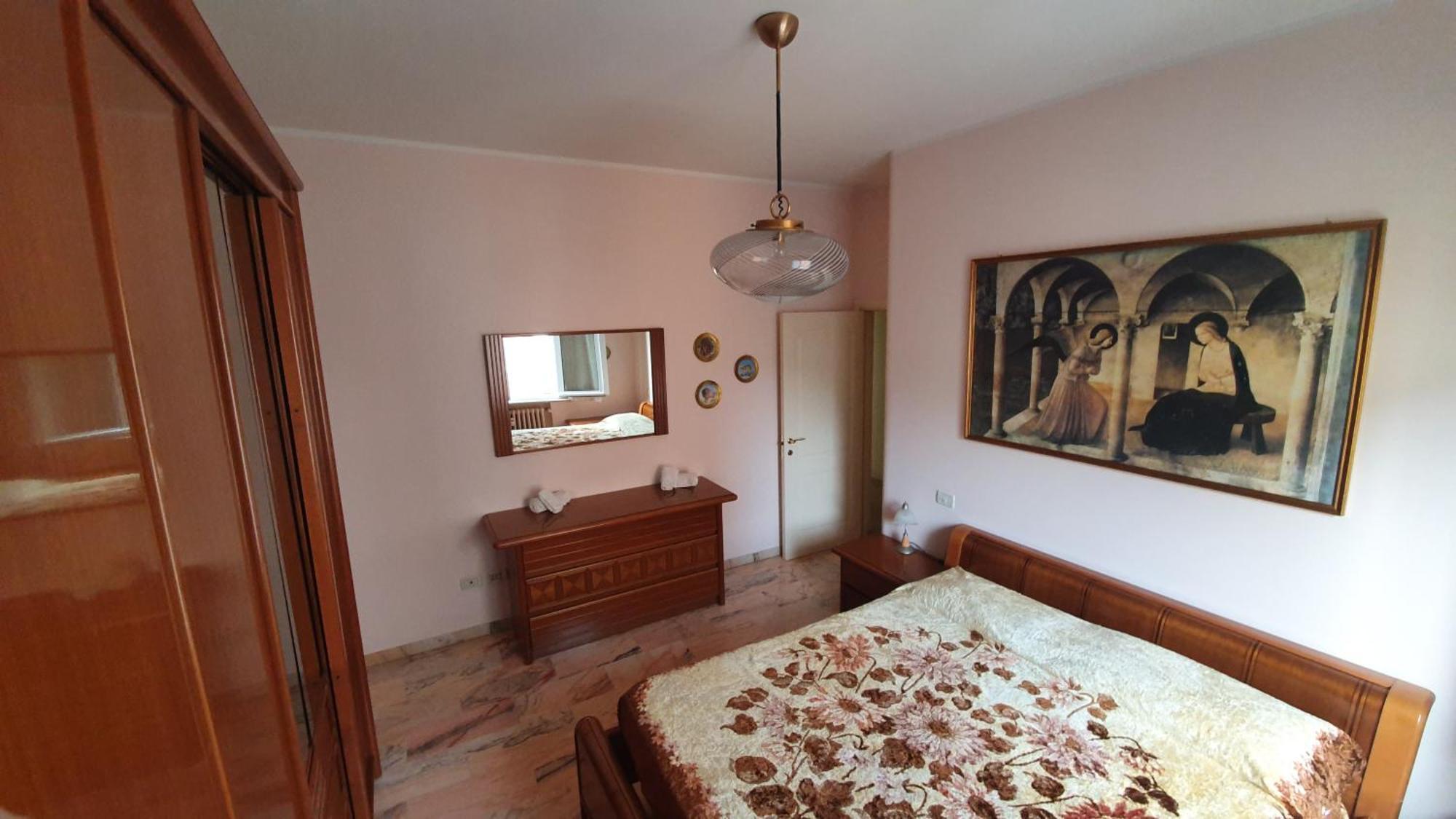 Comfort House Πέζαρο Εξωτερικό φωτογραφία